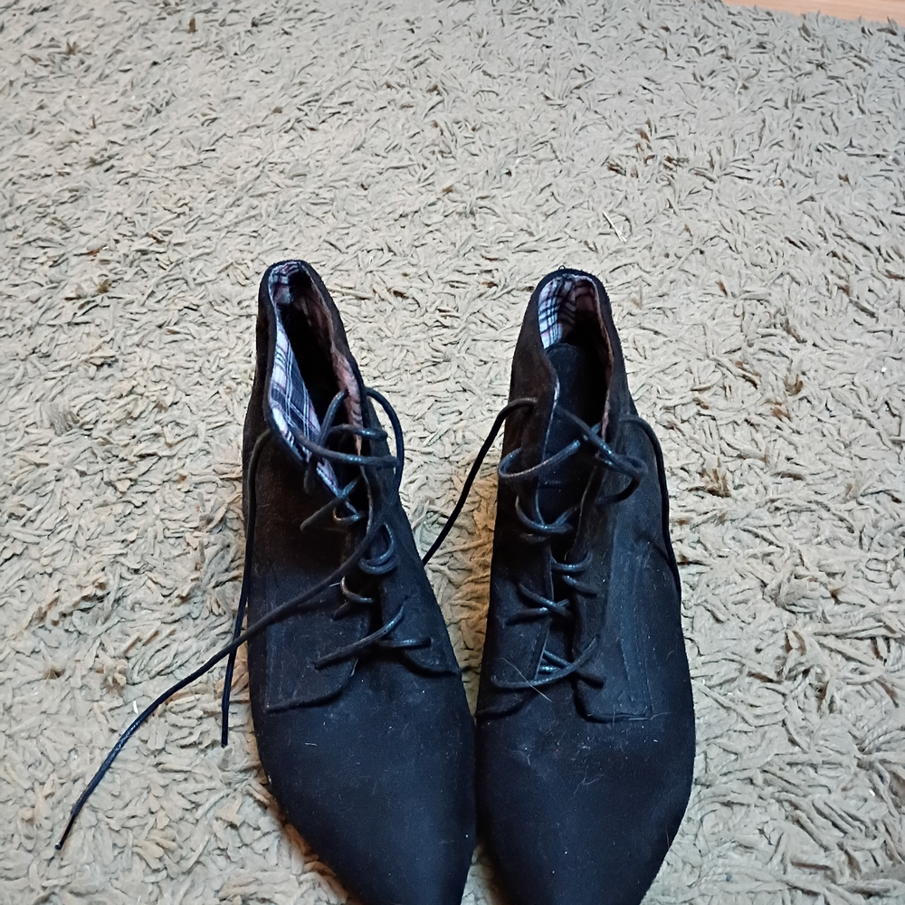 Chic Black Lace-Up Ankle Boots for Women